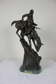 Frederc Remingtons - "28 Inch Tall" Mountain Man"