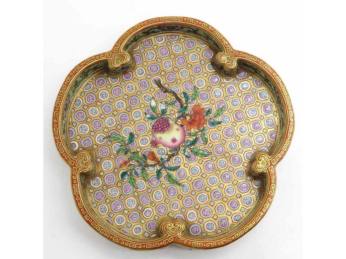 Very rare and pretty Chinese porcelain dish, famille (1 of 4)