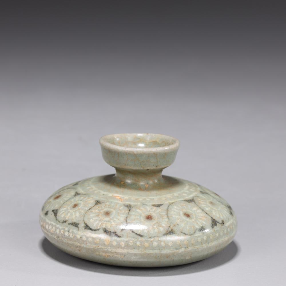 Chinese 12C Goryeo dynasty, 高麗王朝 青瓷團花紋 (1 of 3)