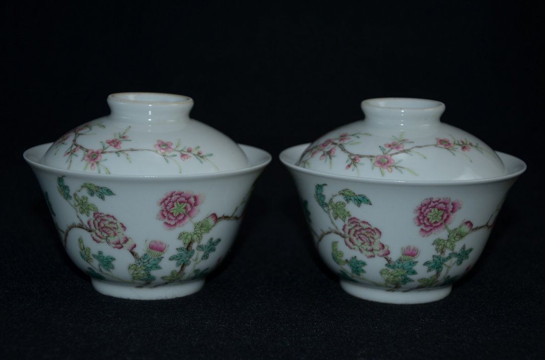 pair of rare Chinese porcelain famille rose bowls (1 of 10)