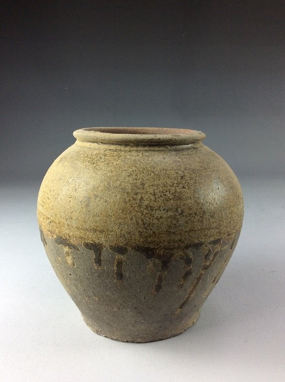 Vintage Chinese porcelain pot, brown glazed (1 of 4)