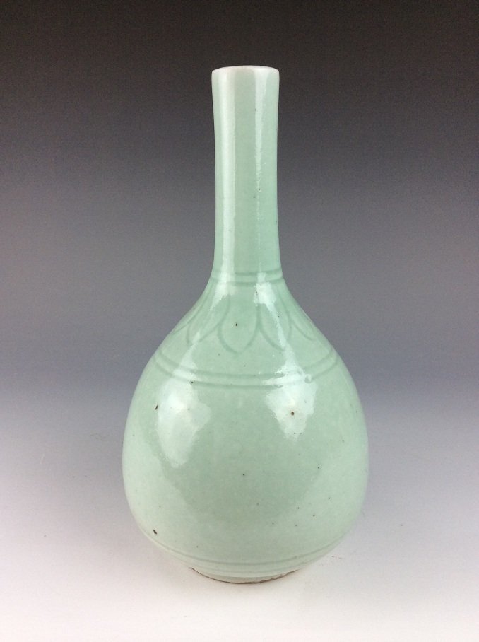 Vintage Chinese celedon porcelain vase (1 of 5)