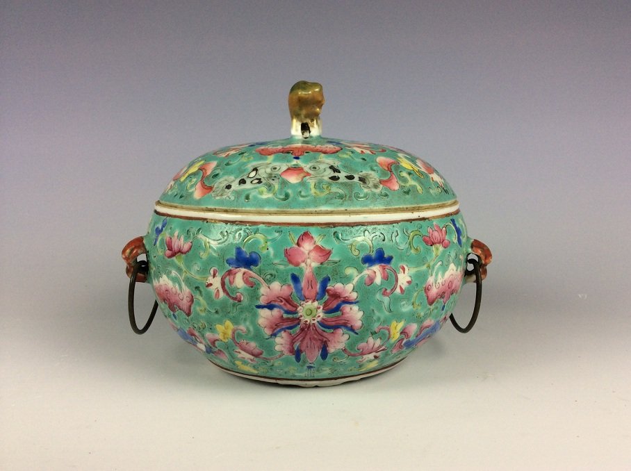 Fine Late Qing period, 19C, Chinese porcelain pot with (1 of 6)