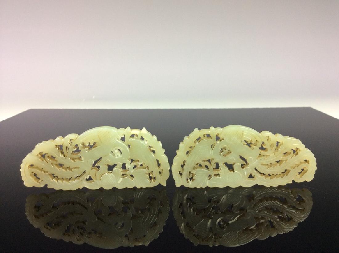Pair of find vintage carved  jade pendants. (1 of 3)