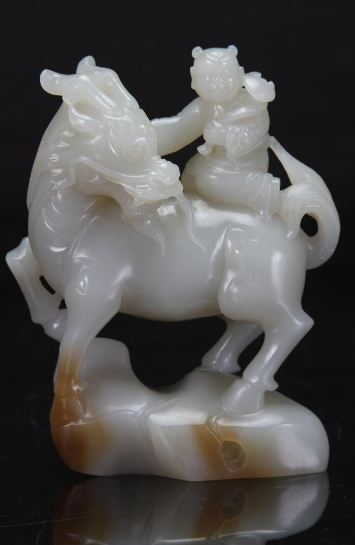 [CHINESE]A QING STYLED HETIAN JADE CARVED KYLIN(421g) (1 of 2)