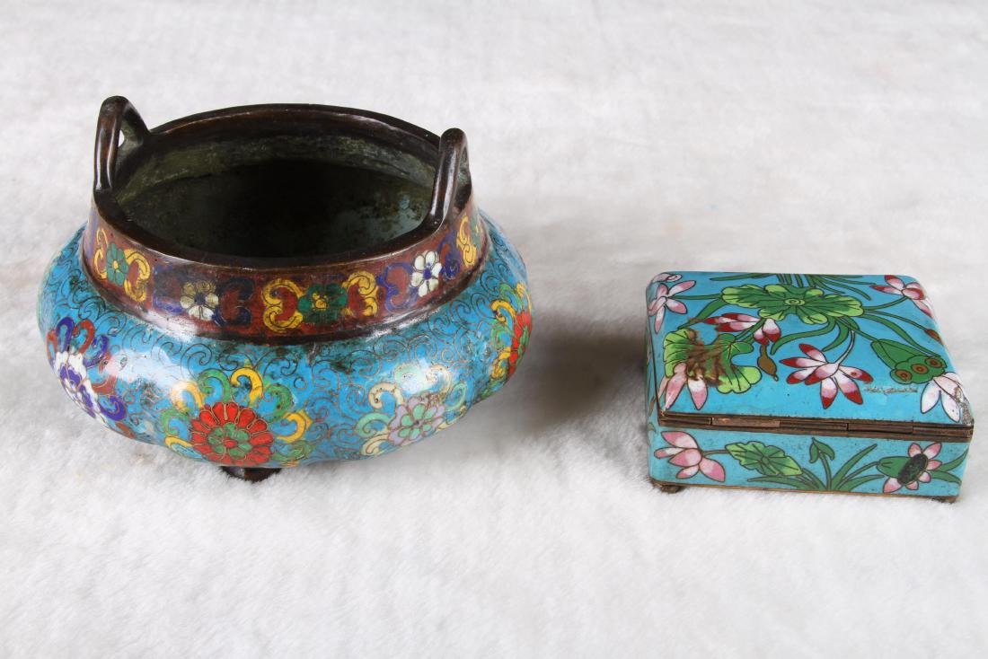 CHINESE "DA QING QIAN LONG" MARKED CLOISONNE ENAMEL (1 of 2)