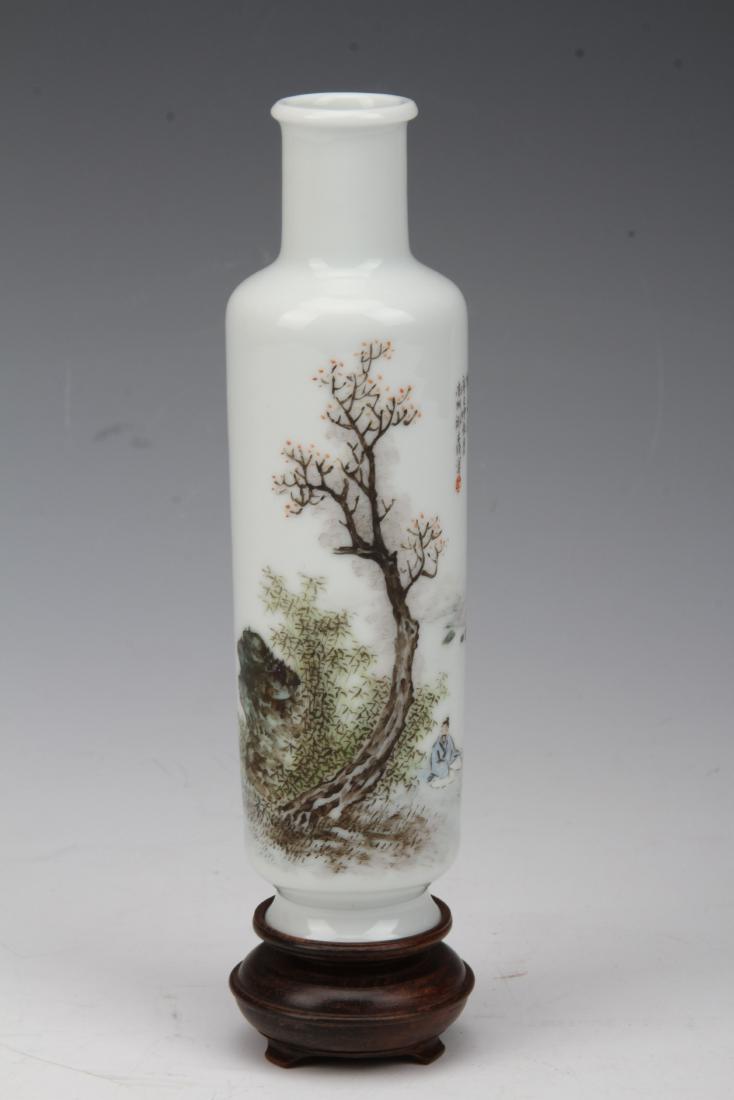 [CHINESE]"ZOU WEN HOU"MARKED SMALL FAMILLIE ROSE (1 of 3)