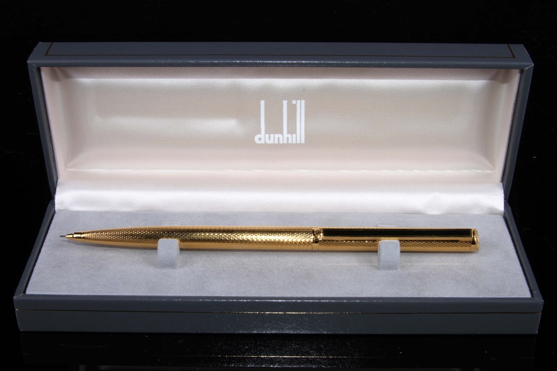 [OTHER]A DUNHILL PENCILE WITH ORIGINAL BOX L:7" W:2.3": [OTHER]A DUNHILL PENCILE WITH ORIGINAL BOX L:7" W:2.3" H:1.5"登喜路出品自动铅笔（带原盒）