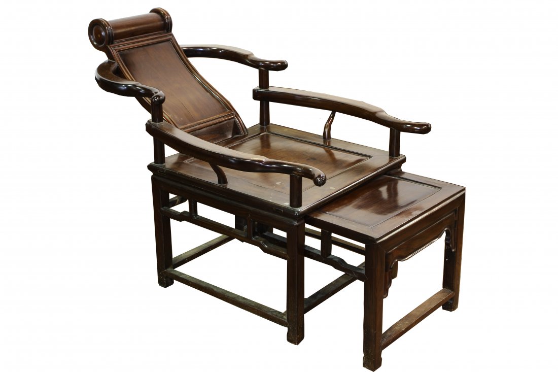 [CHINESE]A LATE 19TH CENTURY SUANZHI WOOD DECK CHAIR (1 of 2)