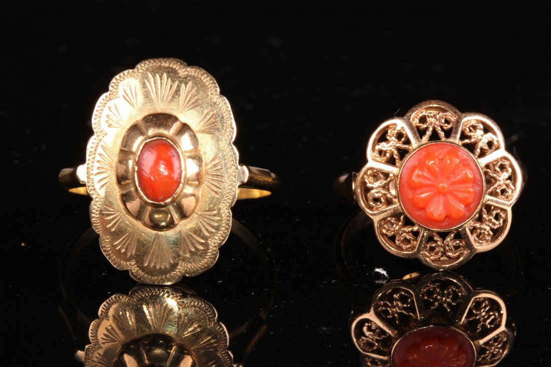 PAIR OF CHINESE GOLDEN RINGS WITH CORAL (1 of 3)