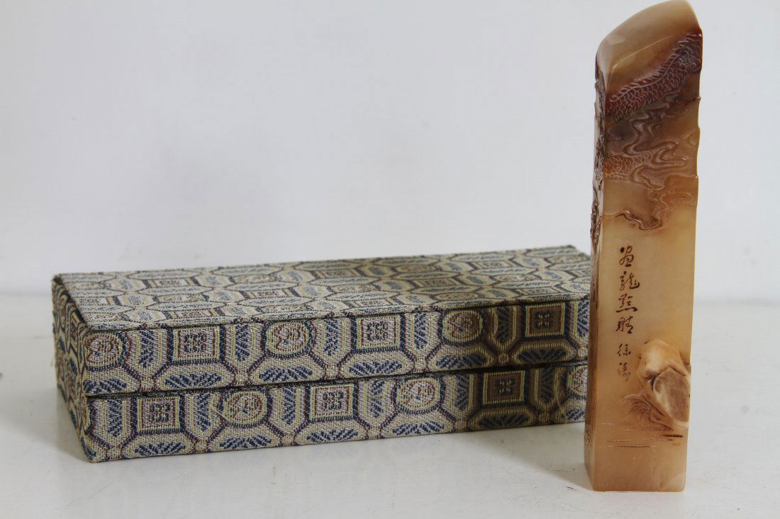 [CHINESE]A LATE 19TH CENTURY "XU TAO"MARKED SHOUSHAN: [CHINESE]A LATE 19TH CENTURY "XU TAO"MARKED SHOUSHAN STONE SEAL W:0.75" H:4.25"十九世纪后"徐涛"款画龙点睛图寿山