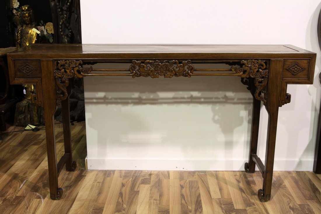 [CHINESE]A LATE 19TH CENTURY HUANGHUALI CARVED TABLE (1 of 3)