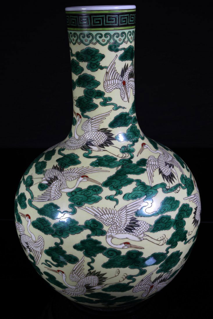 [CHINESE]A "DA QING KANG XI NIAN ZHI"MARKED THREE COLOR (1 of 4)