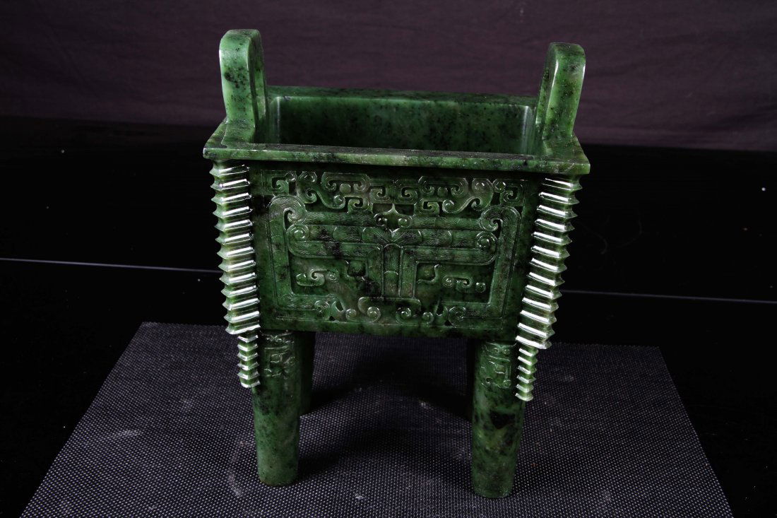 [CHINESE]A LATE 19TH CENTURY JADE CARVED CENSER L:6.75" (1 of 3)