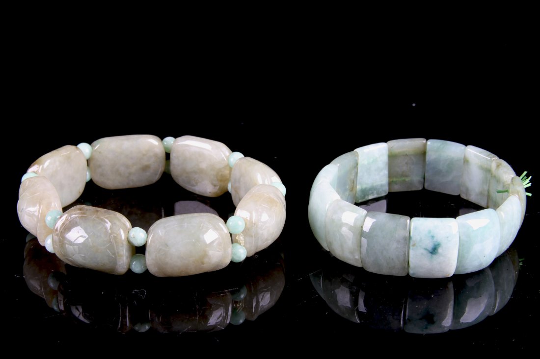 [CHINESE] EARLY 20TH CENTURY JADEITE CARVED TORTOISE (1 of 1)