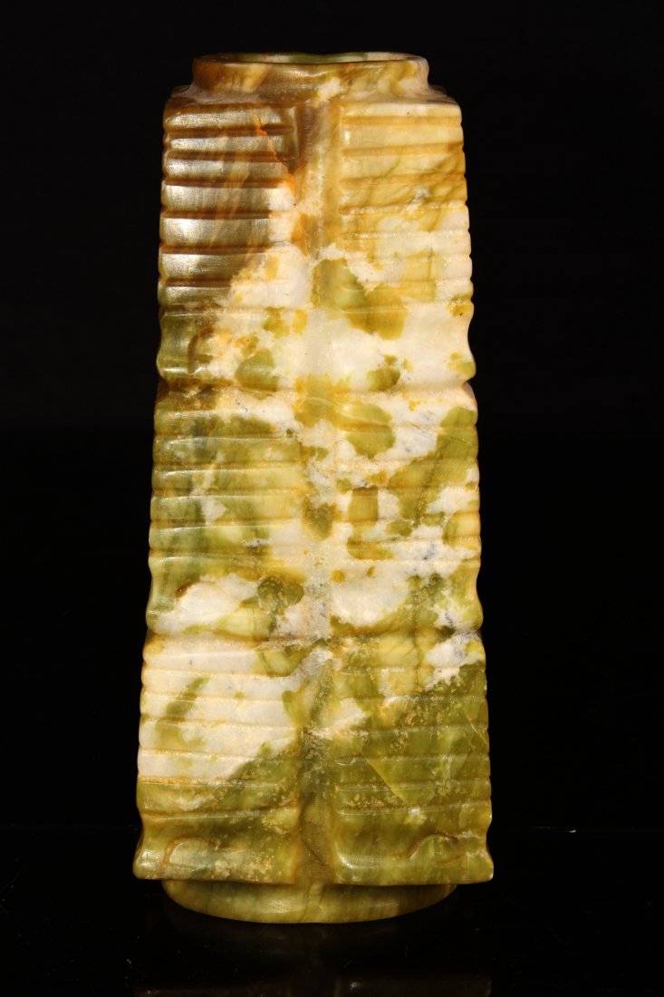 [CHINESE]A HONGSHAN STYLED JADE CARVED CONG W:3" H:7" (1 of 3)