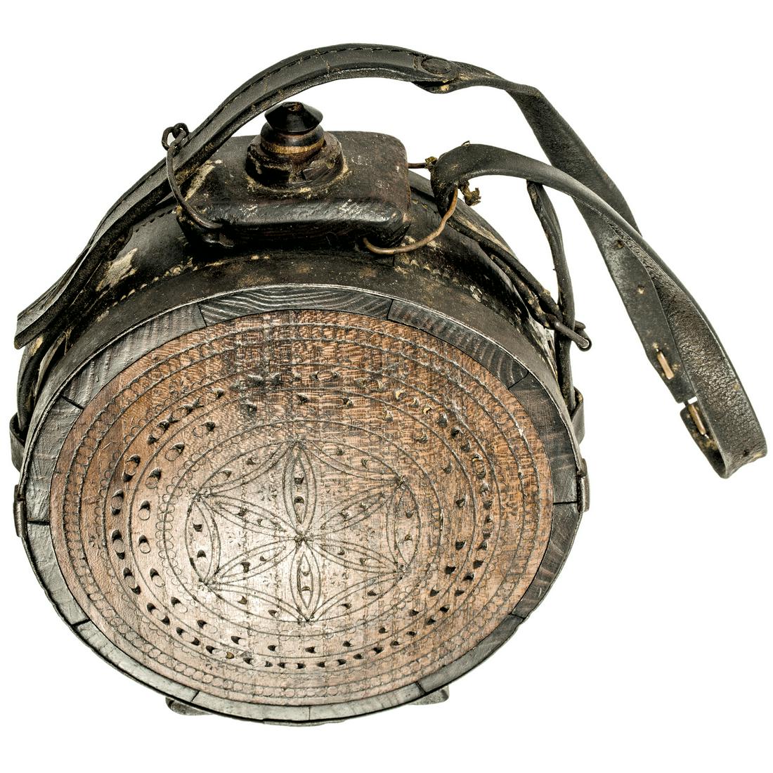 c. 1800-20 Ornate Pennsylvania Drum Style Canteen (1 of 1)