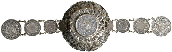 Armchair Ashtray - Linked Silver Coins - Petrus - 2