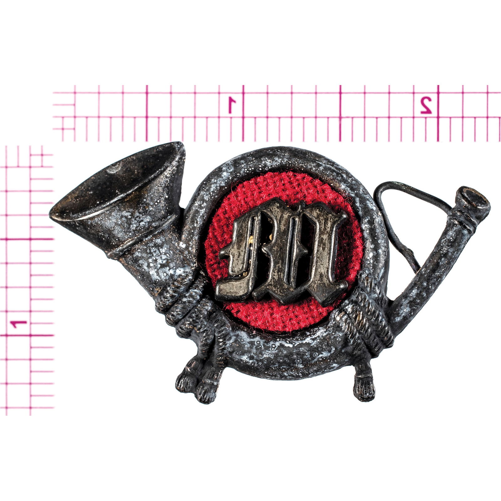 c. 1861 CIVIL WAR, UNION USMC MARINE CORPS BADGE INSIGNIA, WITH "M" & ATTACHMENT LOOPS (1 of 2)