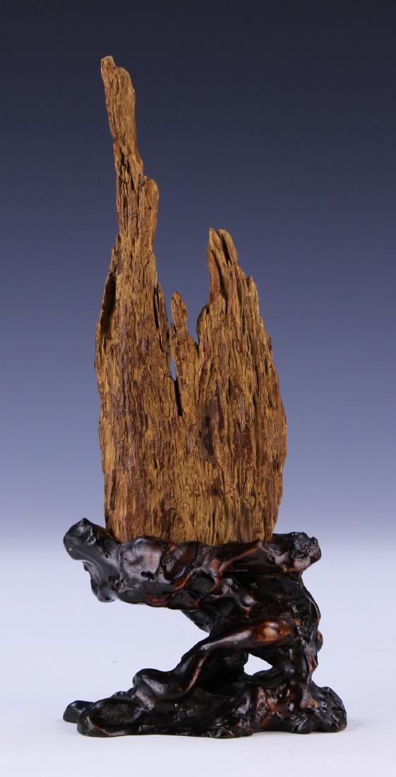 A VIETNAMESE NGA TRANG CHENXIANG WOOD FORMATION (1 of 5)