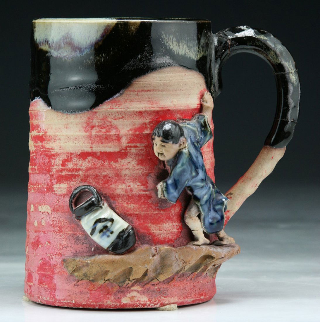 A Japanese Antique Sumidagawa Cup: A Japanese Antique Sumidagawa Cup; Size: H: 5"