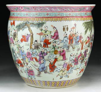Large C. 1900 Chinese Antique Famille Rose Porcelain: Large C. 1900 Chinese Antique Famille Rose Porcelain Fish Tank; Size: D: 16"