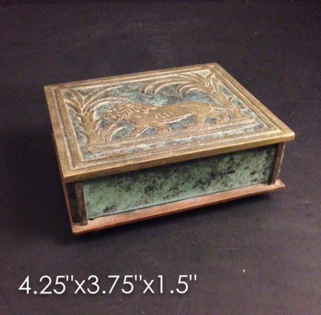 Bronze box: Measurements see picture