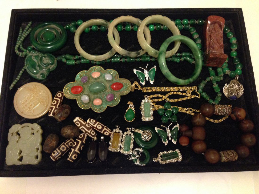 LARGE GROUP OF JADE COLLECTION (1 of 1)