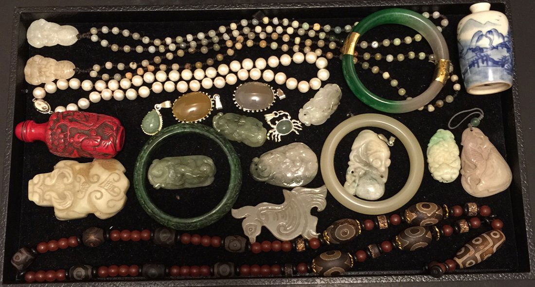 GROUP OF JADE & JEWELRY COLLECTION (1 of 1)