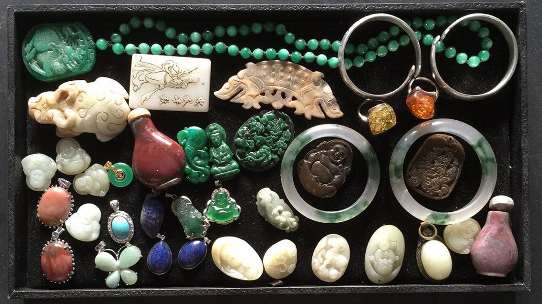 GROUP OF JADE & JEWELRY COLLECTION (1 of 1)