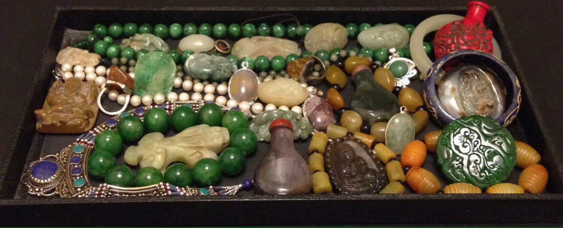 GROUP OF JADE & JEWELRY COLLECTION (1 of 1)