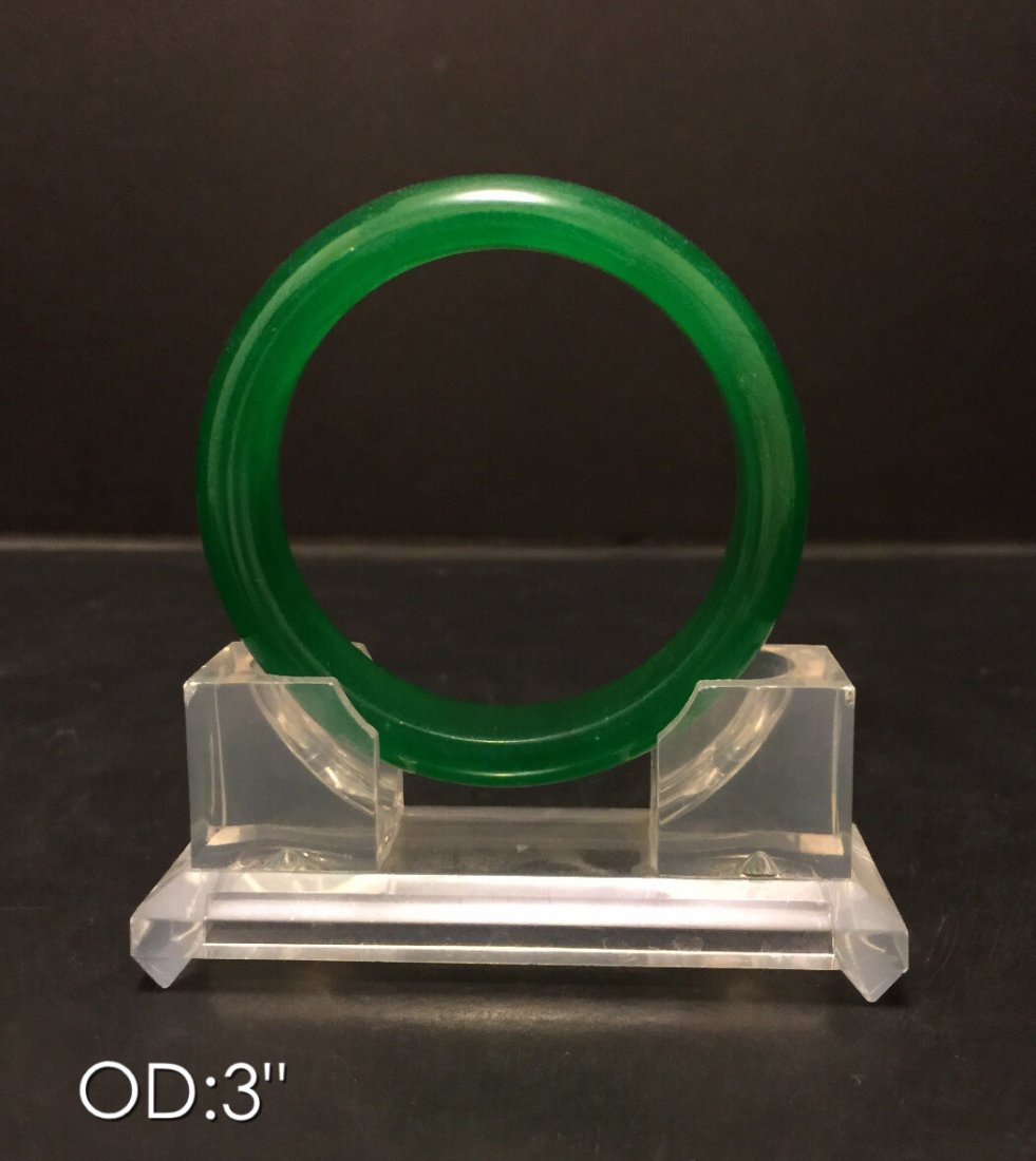 CHINESE DARK GREEN BANGLE (1 of 3)