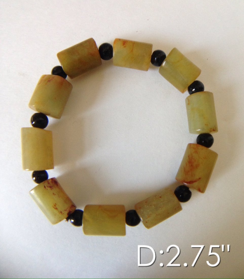 CHINESE BROWN JADE BEADED BRACELET (1 of 2)