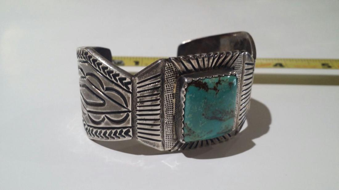 LARGE STERLING SILVER NATIVE AMERICAN SIGNED CUFF (1 of 5)