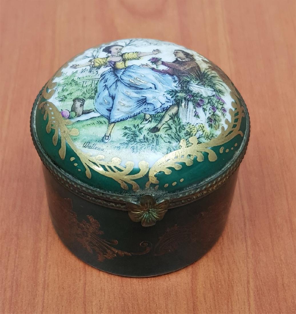 WATTEAU FRANCE PORCELAIN PILL BOX (1 of 4)
