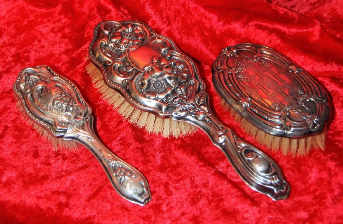 VICTORIAN ERA STERLING SILVER BRUSH SET (1 of 4)