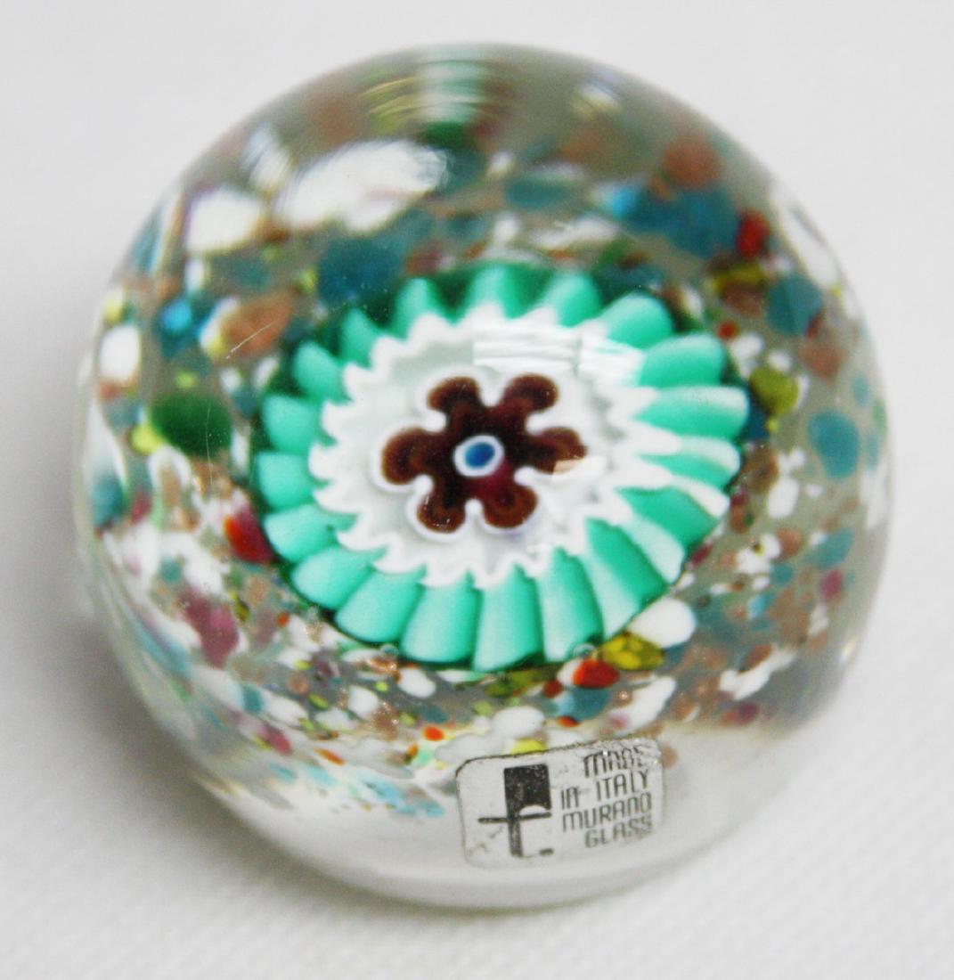 VINTAGE MURANO GLASS PAPERWEIGHT (1 of 2)