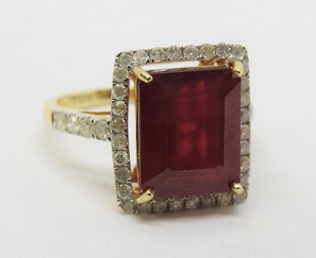 vintage gold ruby diamond ring (1 of 2)