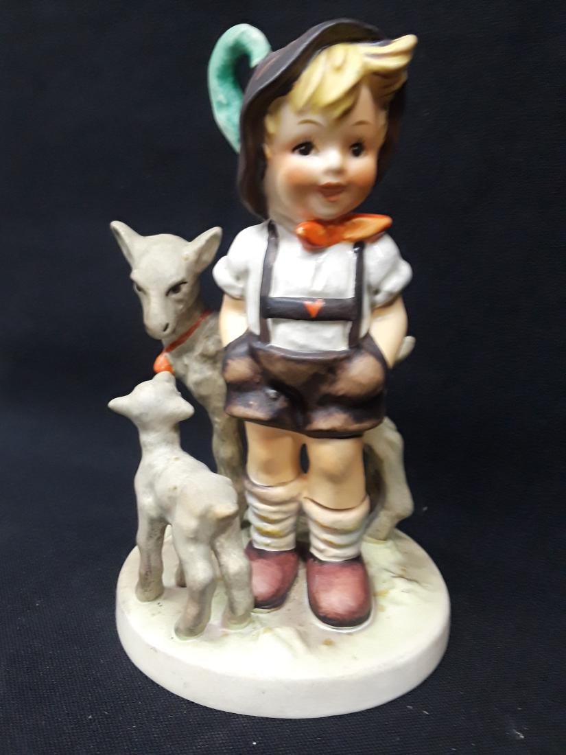 Vintage German MJ Hummel Porcelain Figure: Vintage German MJ Hummel Porcelain Figure