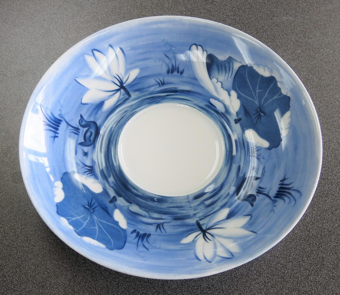 LIMOGES FRANCE VINTAGE PORCELAIN DISH TRAY (1 of 2)