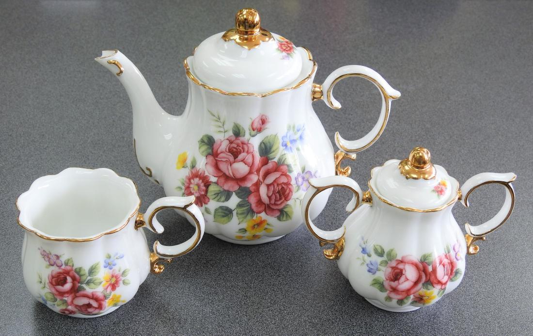 LIMOGES VINTAGE PORCELAIN TEA SET