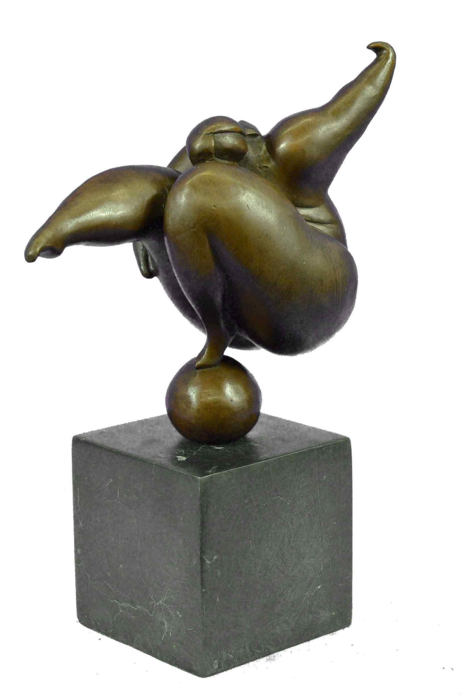 MILO CURVY WOMAN ABSTRACT UNIQUE SCULPTURE (1 of 4)