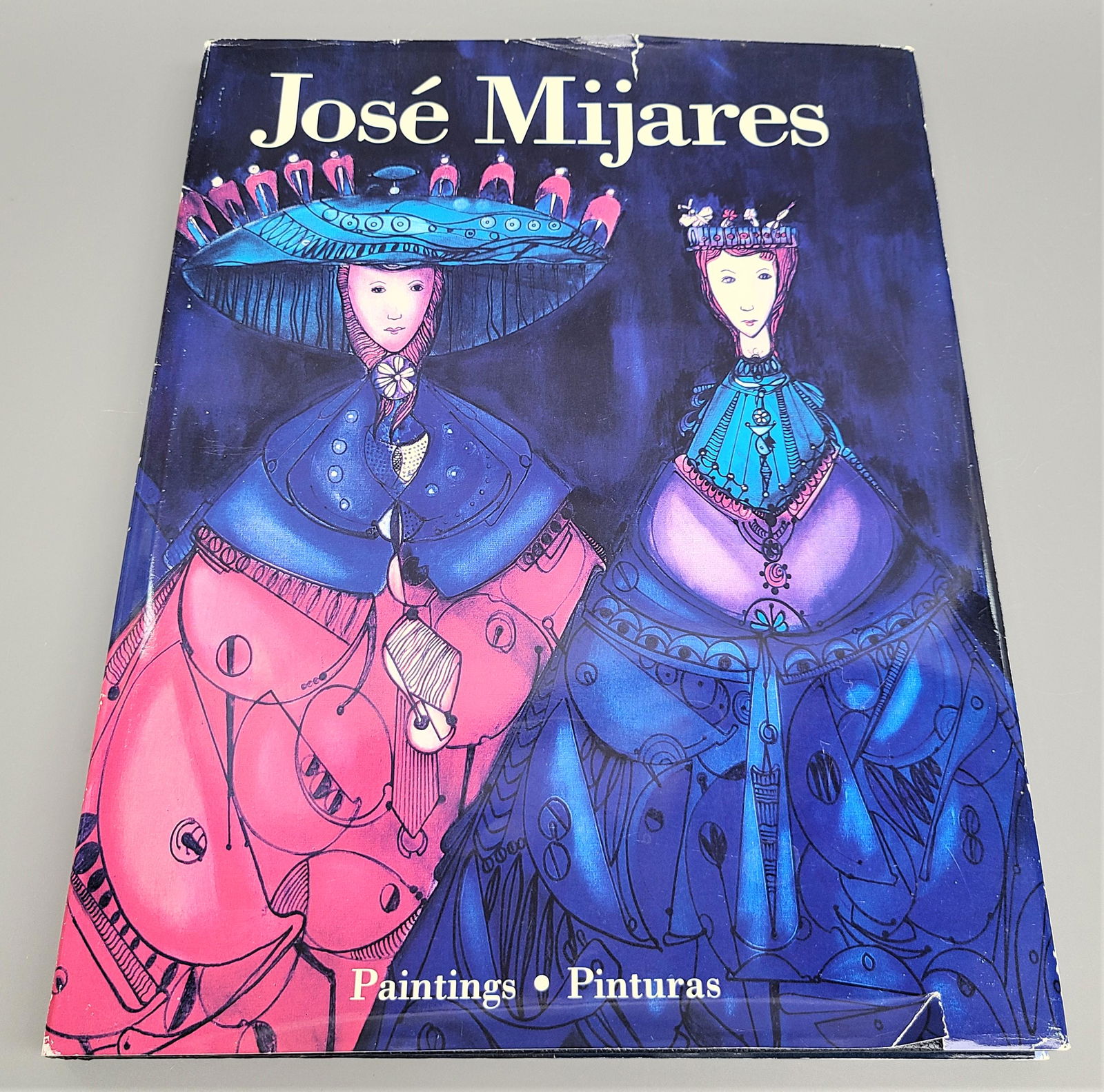 Jose Mijares color book (1 of 2)