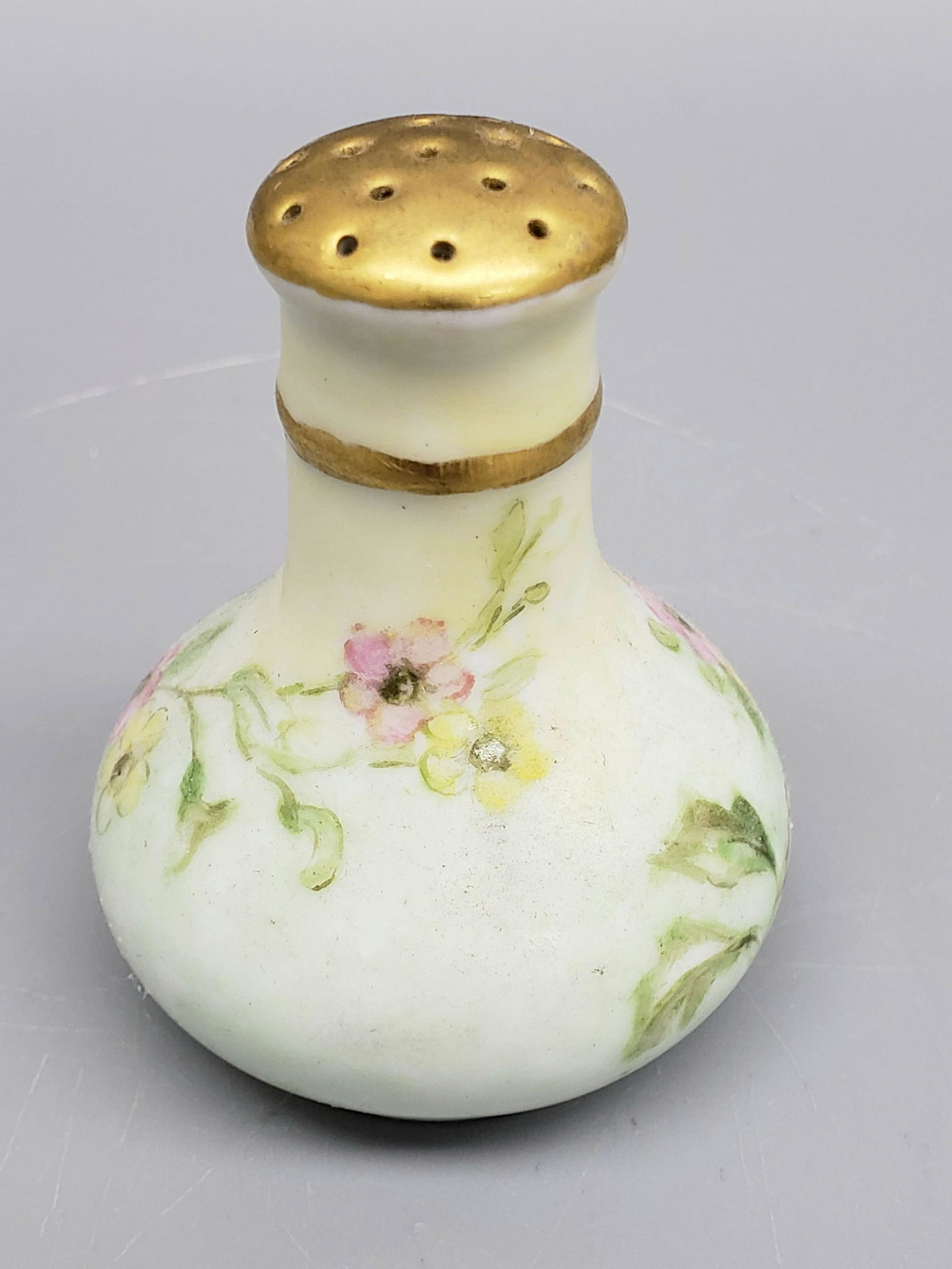 Antique Hand painted or pepper shaker: Salt of shaker pepper
