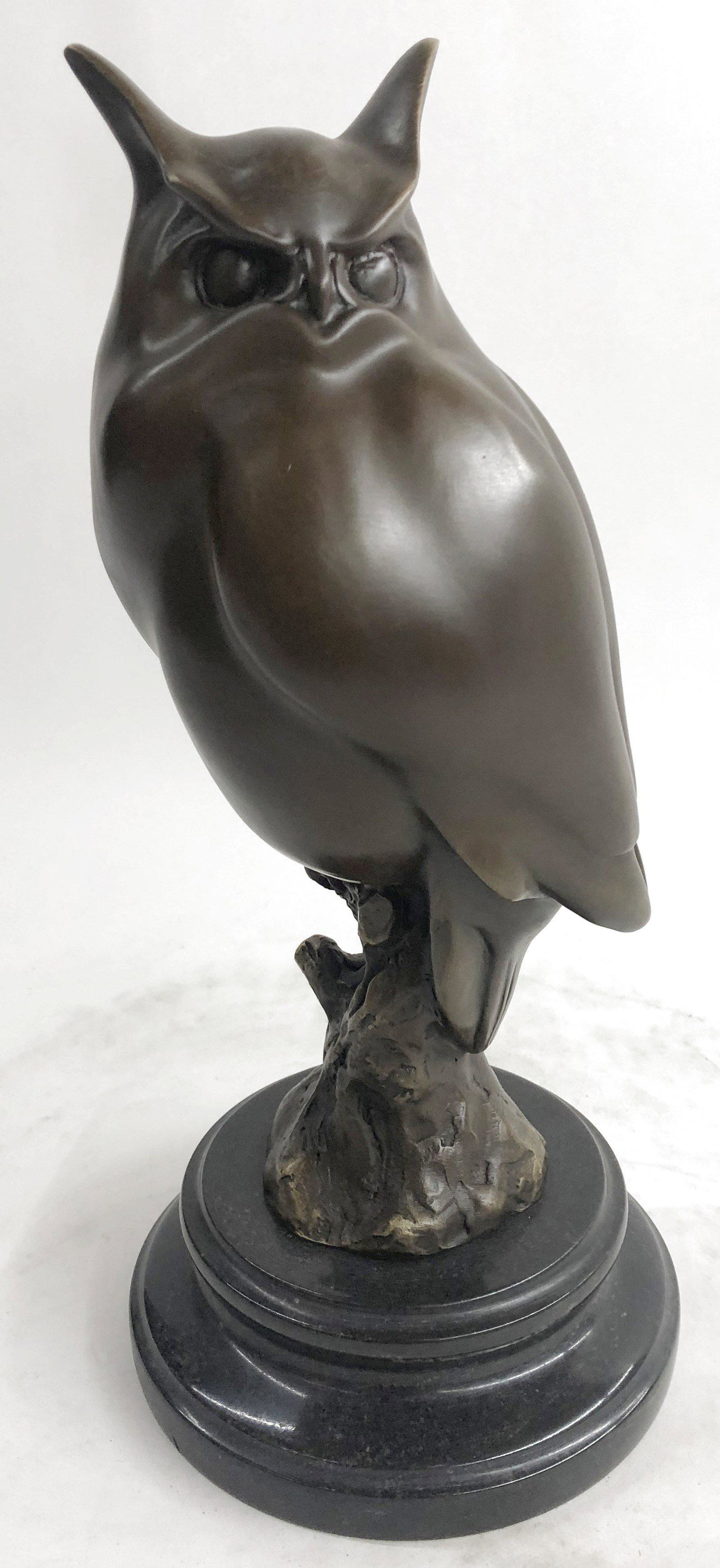 Milo Owl Abstrabt Bronze: Dimensions: Height 12'' x Width 5.5''Approximate Weight: 9 LBS