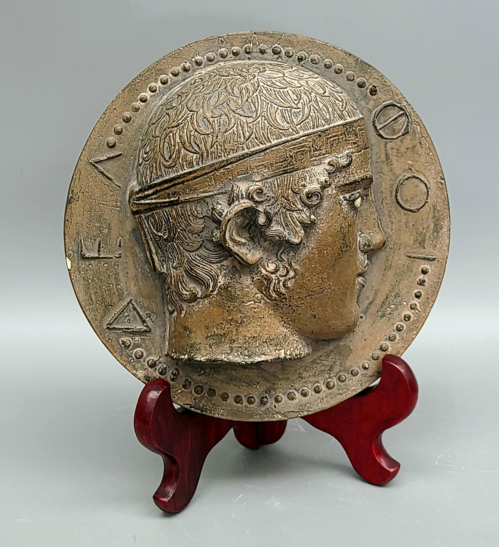 ANTIQUE ROMAN WARRIOR WALL PLAQUE: 7.25" X 7.25" X 2.50" EXCELLENT CONDITION