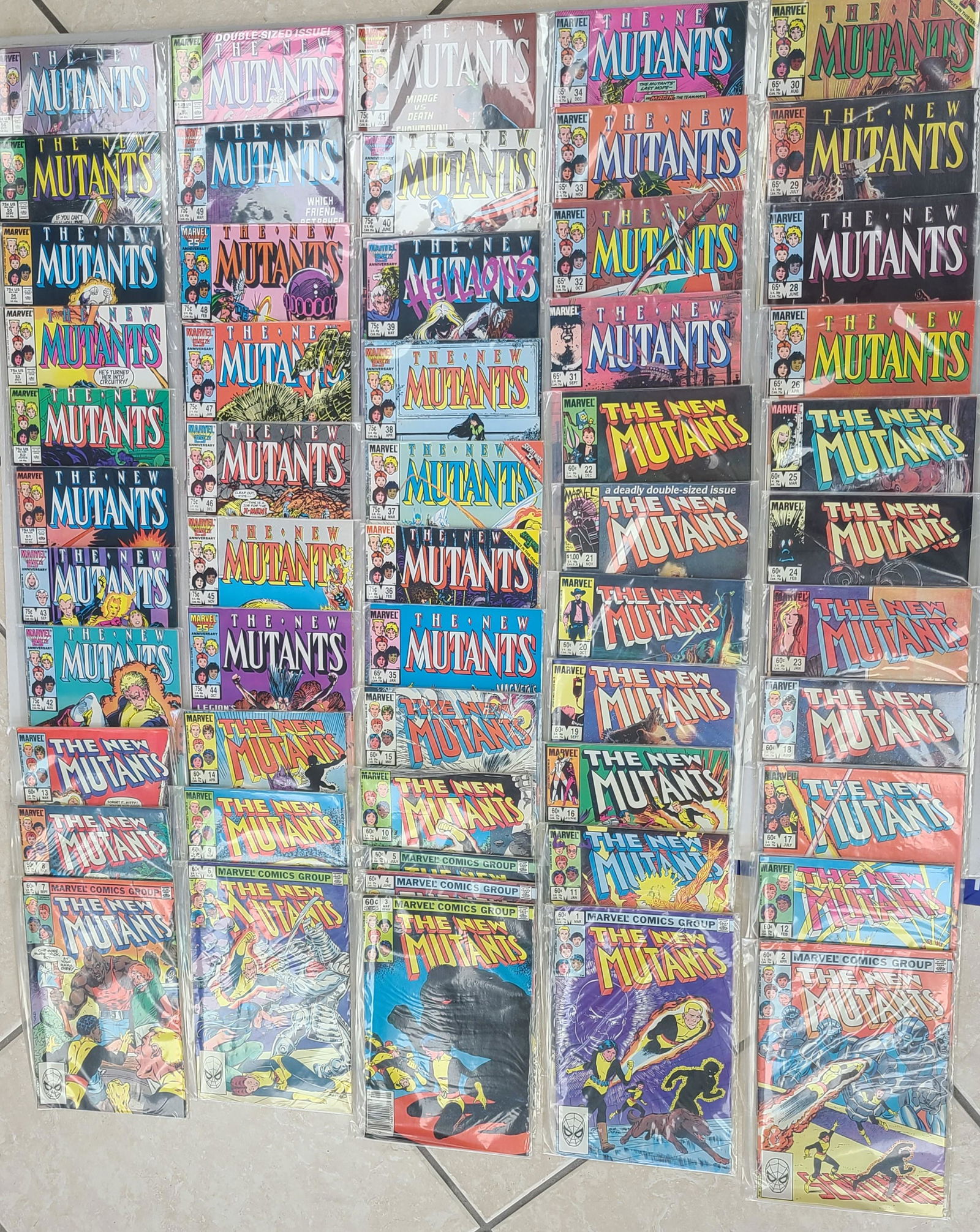 Collection of Marvel ' "The New Mutants" Comics (1 of 2)