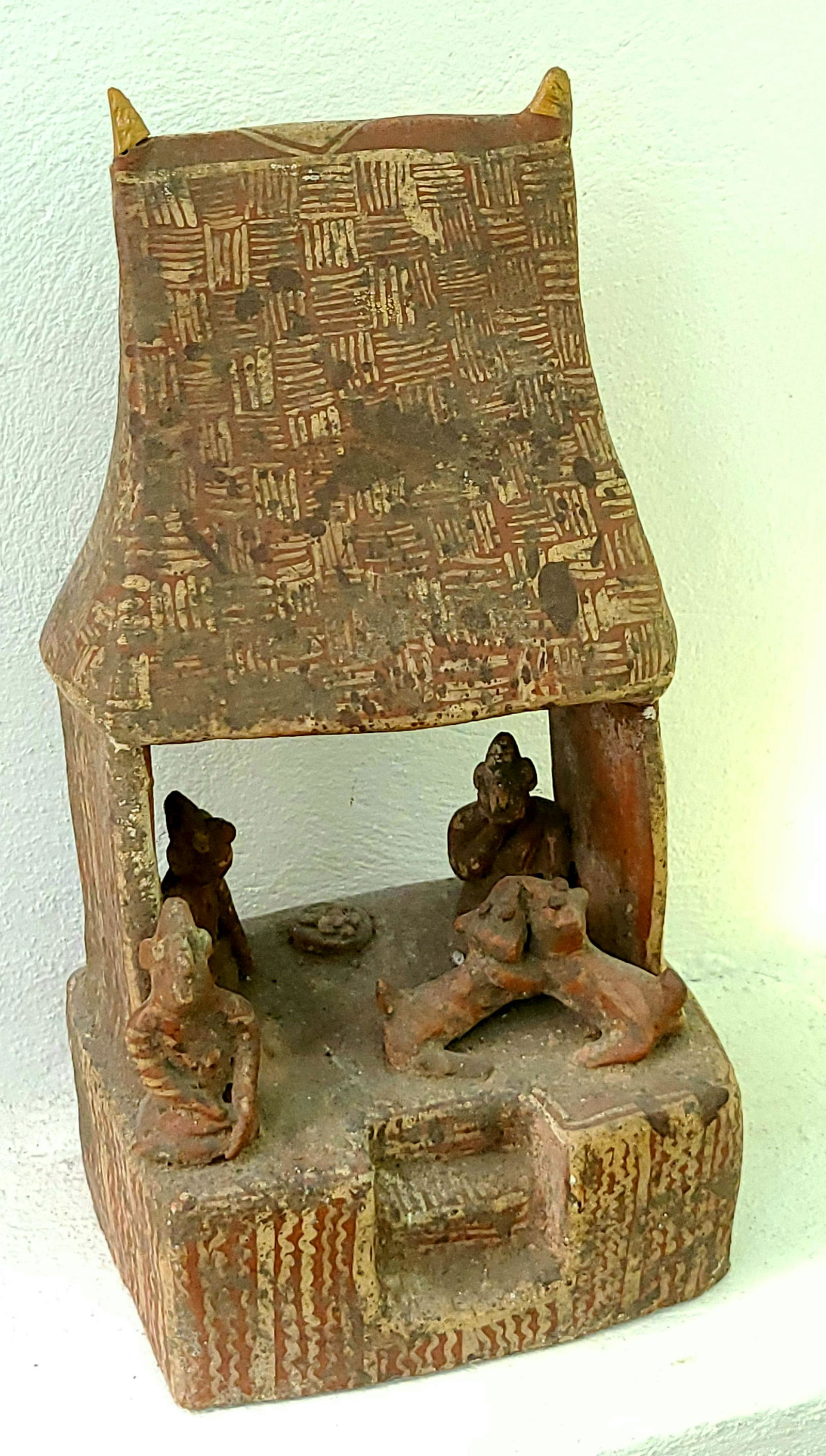 Antique Typical Mayan House Ceramic Sculpture (1 of 3)
