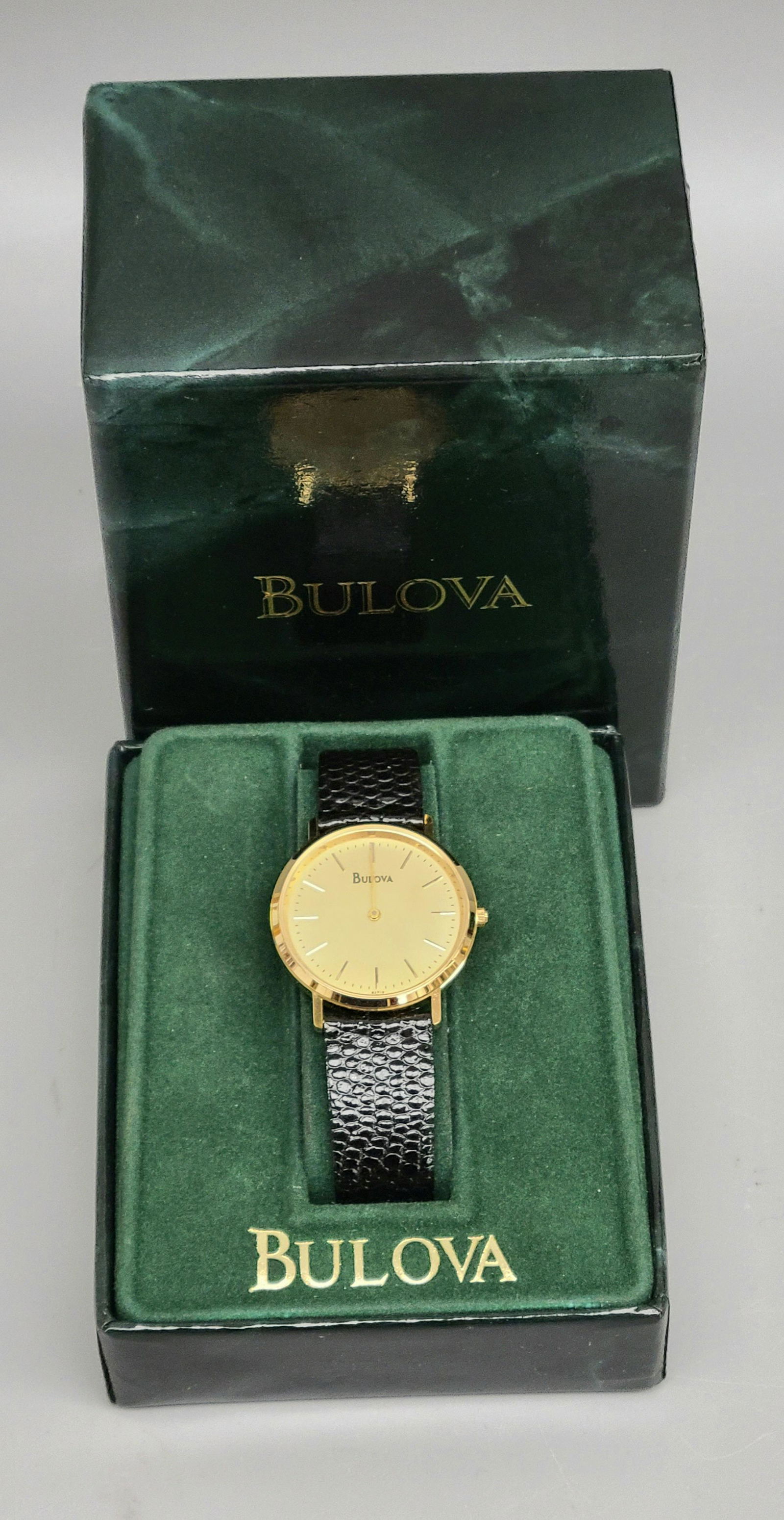 Brand New Mens' Bulova Watch (1 of 2)