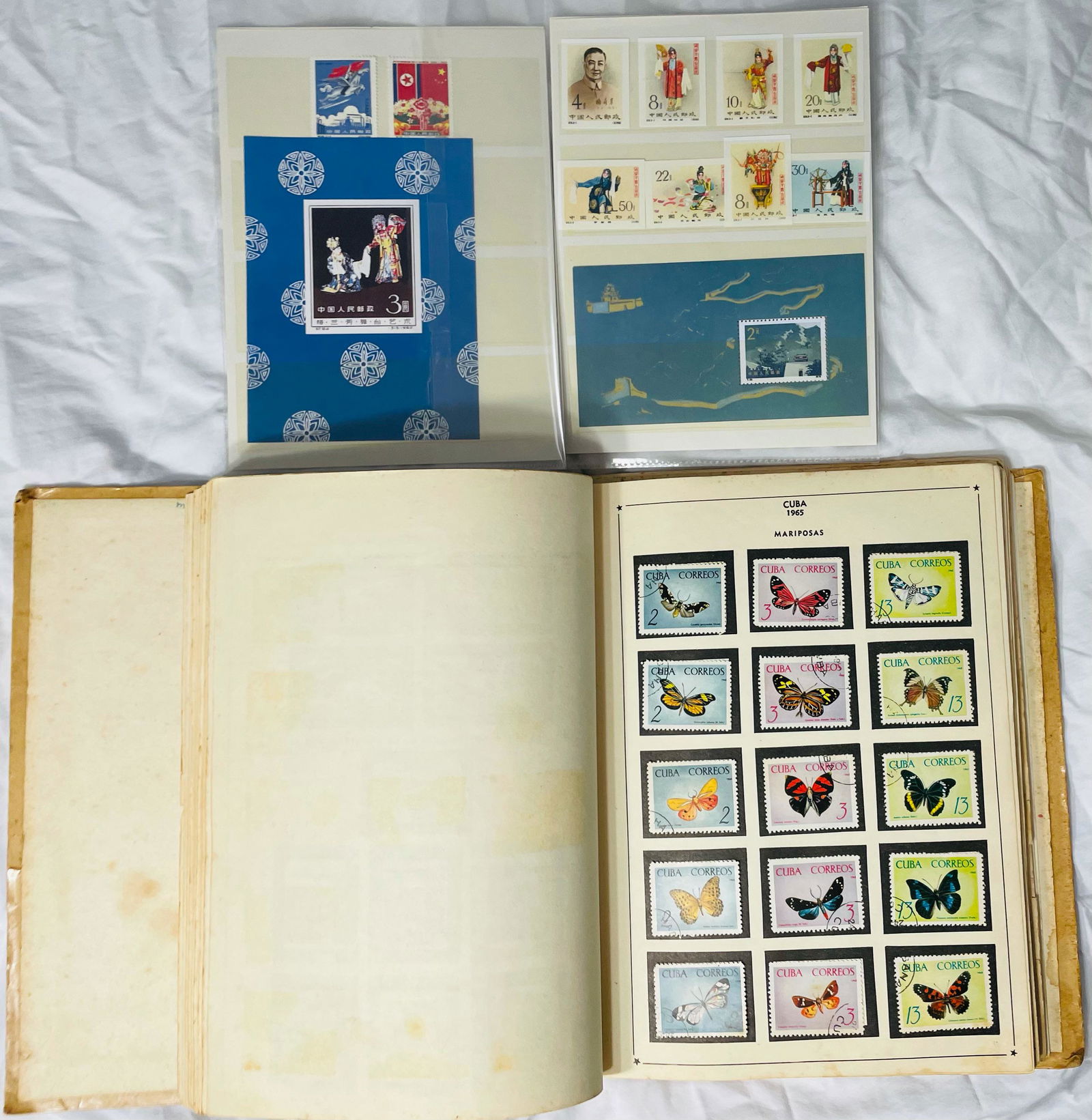 CHINESE STAMP BOOKS (1 of 3)